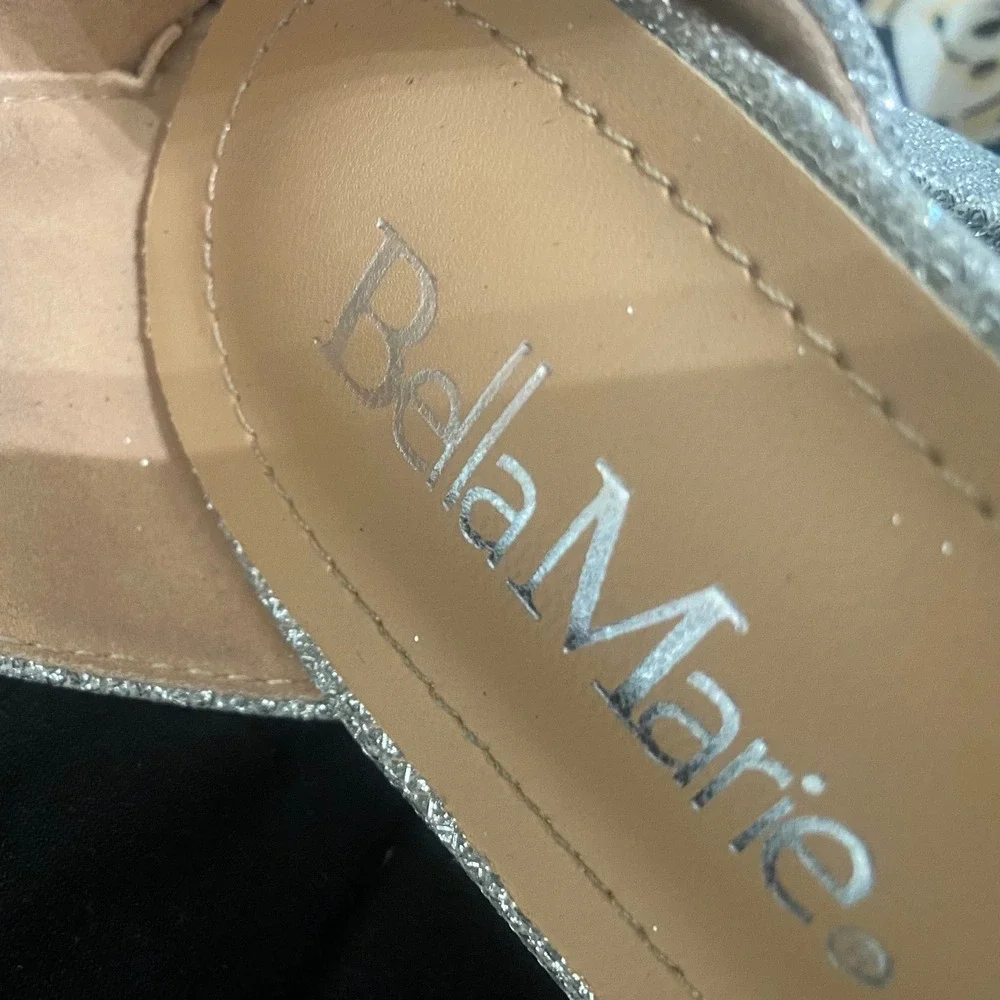 Bella Marie Fantasy-6 Silver Rhinestone Block Heel Sandals Square Toe Womens 7 - Picture 2 of 3